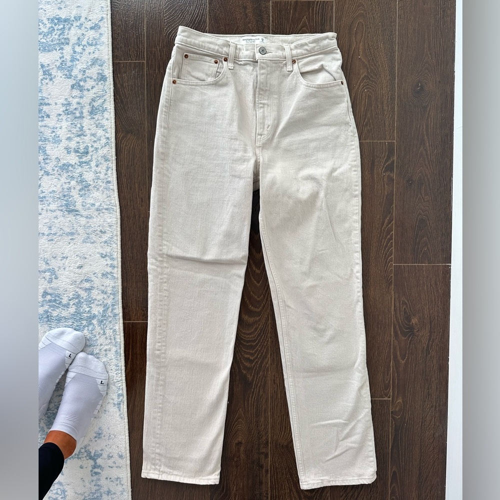 Abercrombie & Fitch Cream Straight Leg Jeans